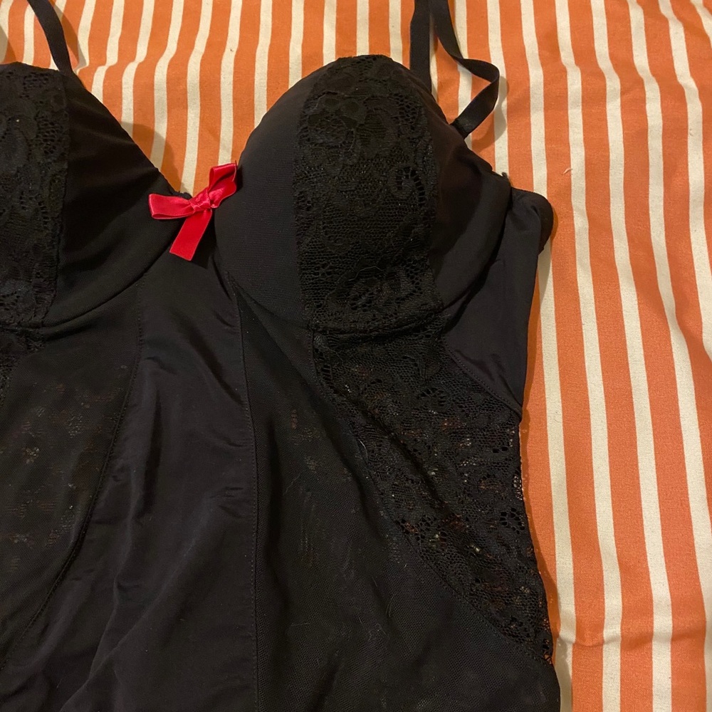 Bustier - Picture 2 of 4